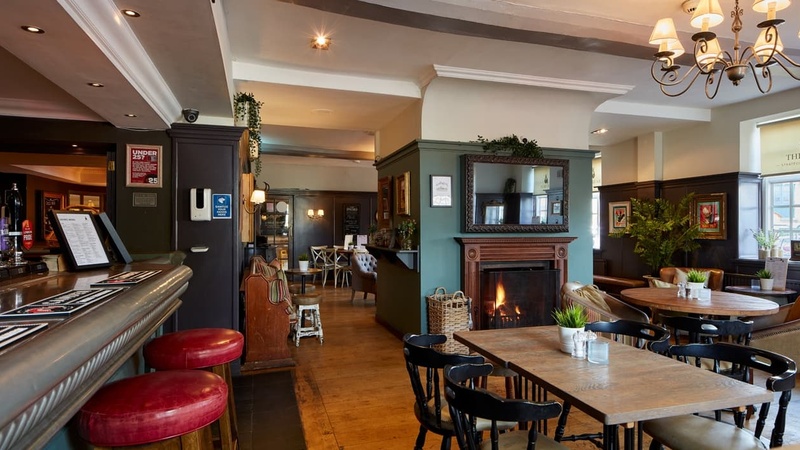 The bear free house, stratford